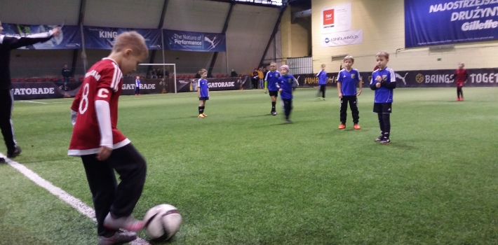 SF Warszawa II - SF Warszawa III 2:10; Huragan Wołomin - SF Warszawa II 4:2; Ursus Warszawa - SF Warszawa I 9:5 ; SF Warszawa I - Syrenka Soccer School 5:6 SF Warszawa II - SF Warszawa III 2:10; Huragan Wołomin - SF Warszawa II 4:2; Ursus Warszawa - SF Warszawa I 9:5 ; SF Warszawa I - Syrenka Soccer School 5:6